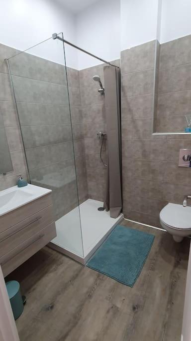 Appartement Centre-Historique 70 M2 Fréjus Kültér fotó